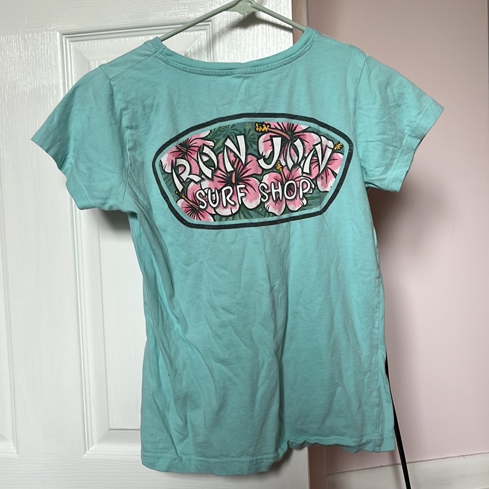 ron jon badge tee size small